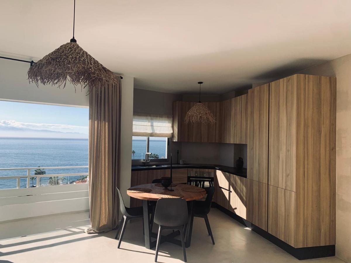 Spacious, Light & Cozy Apartments With Ocean Views Puerto de Santiago  Exterior photo