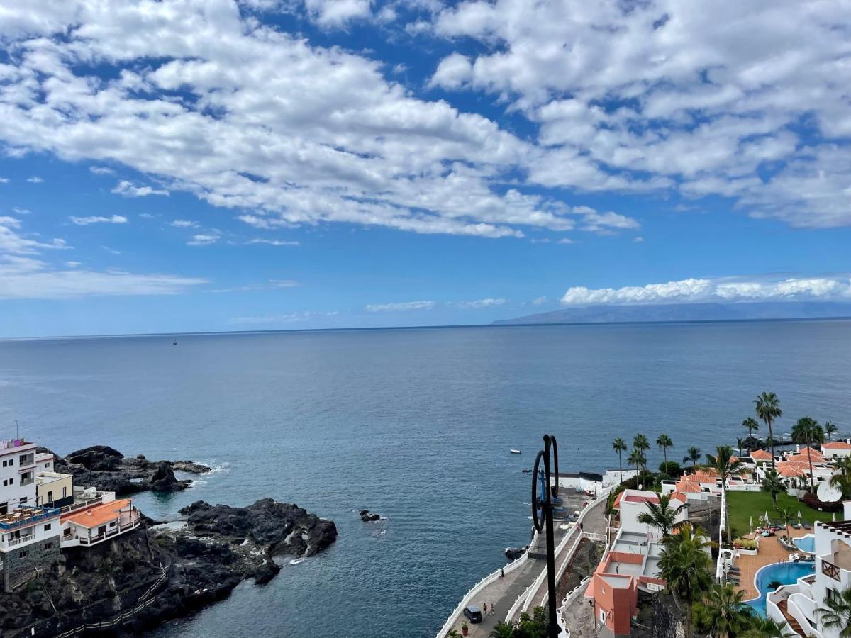 Spacious, Light & Cozy Apartments With Ocean Views Puerto de Santiago  Exterior photo